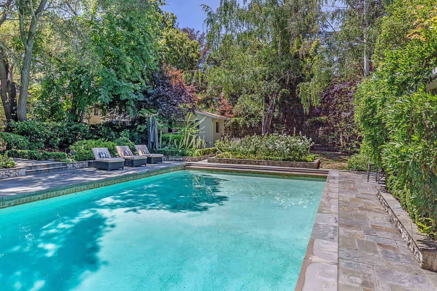 Detail Gallery Image 63 of 75 For 12791 Normandy Ln, Los Altos Hills,  CA 94022 - 5 Beds | 4/1 Baths