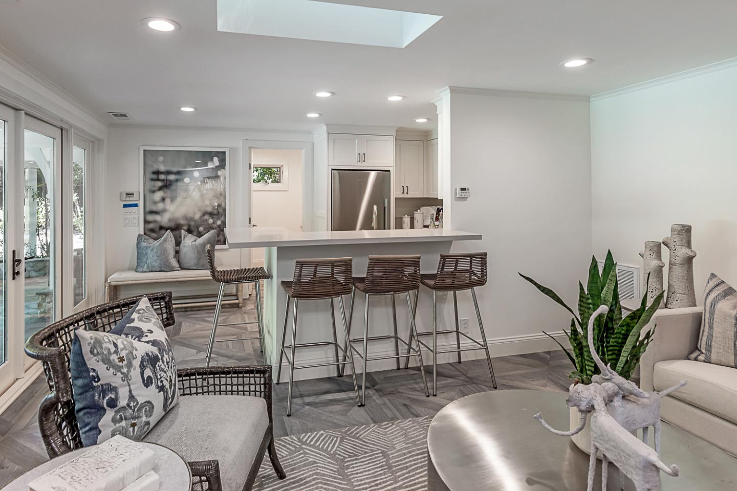 Detail Gallery Image 69 of 75 For 12791 Normandy Ln, Los Altos Hills,  CA 94022 - 5 Beds | 4/1 Baths