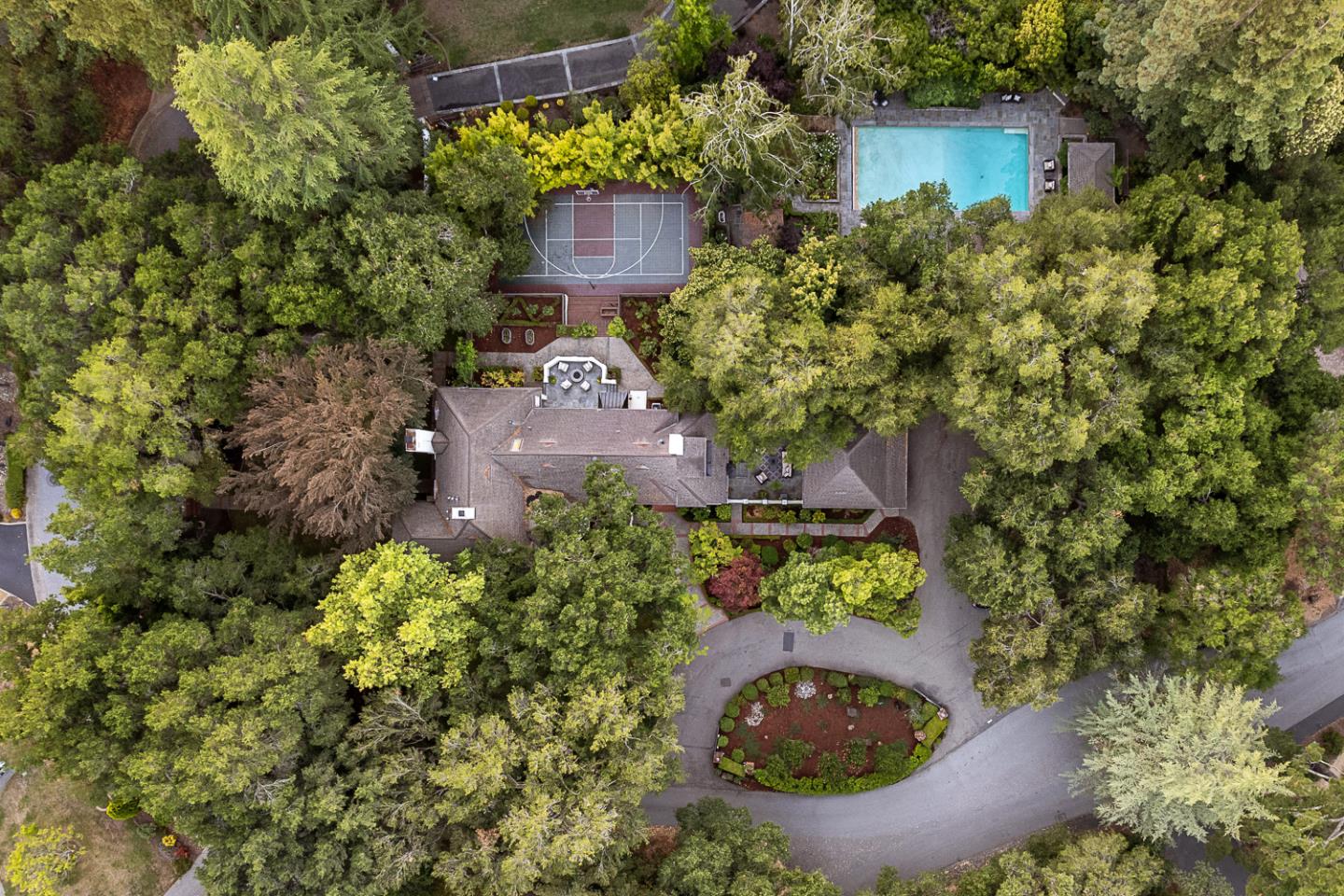 Detail Gallery Image 74 of 75 For 12791 Normandy Ln, Los Altos Hills,  CA 94022 - 5 Beds | 4/1 Baths