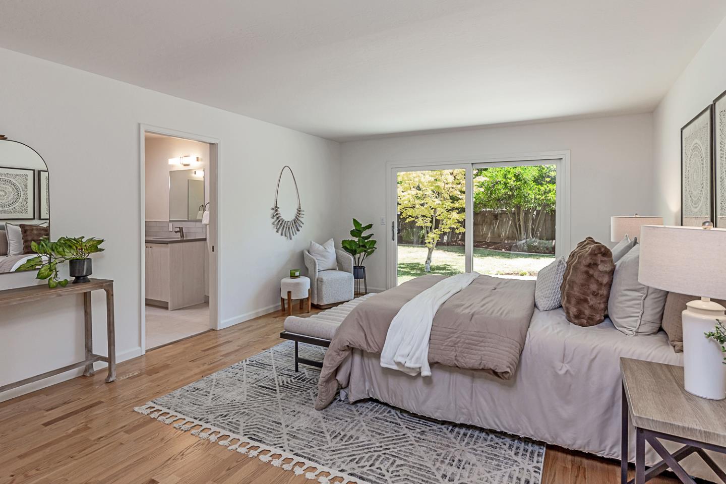 Detail Gallery Image 15 of 29 For 920 Damian Way, Los Altos,  CA 94024 - 3 Beds | 2/1 Baths