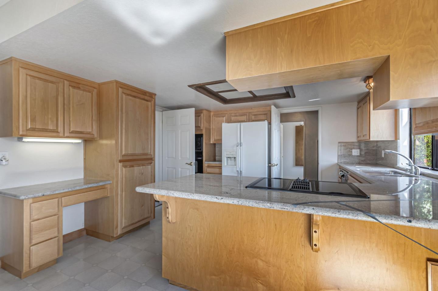 Detail Gallery Image 19 of 69 For 1440 Kring Way, Los Altos,  CA 94024 - 4 Beds | 3/1 Baths
