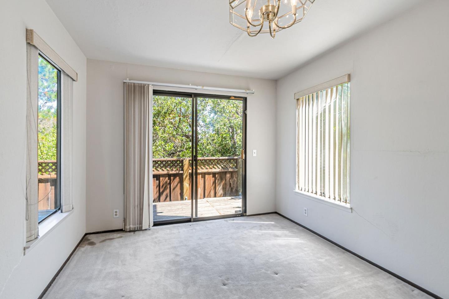 Detail Gallery Image 27 of 69 For 1440 Kring Way, Los Altos,  CA 94024 - 4 Beds | 3/1 Baths