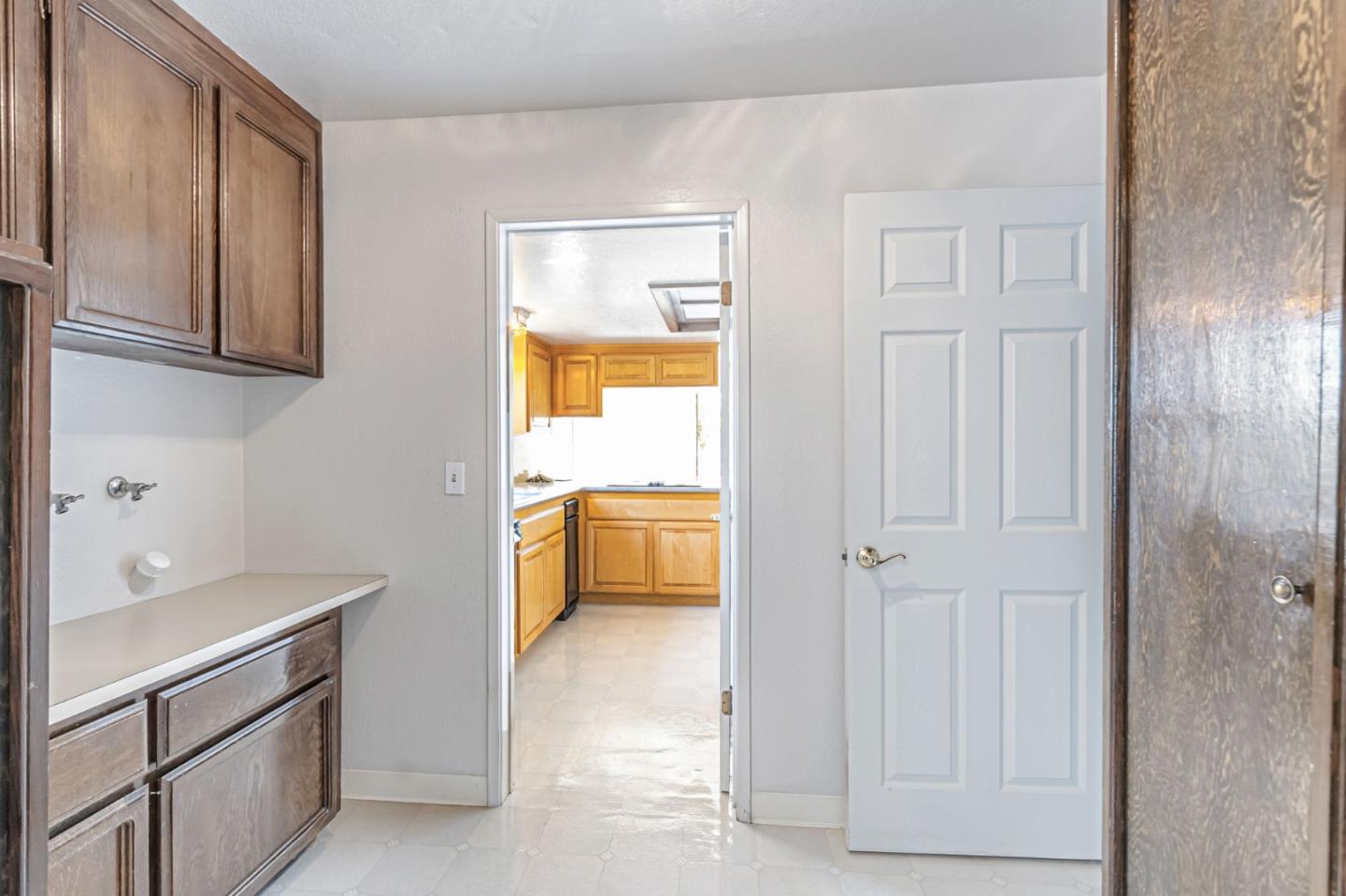 Detail Gallery Image 31 of 69 For 1440 Kring Way, Los Altos,  CA 94024 - 4 Beds | 3/1 Baths