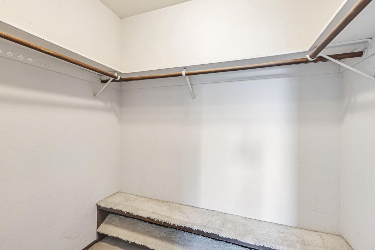 Detail Gallery Image 45 of 69 For 1440 Kring Way, Los Altos,  CA 94024 - 4 Beds | 3/1 Baths