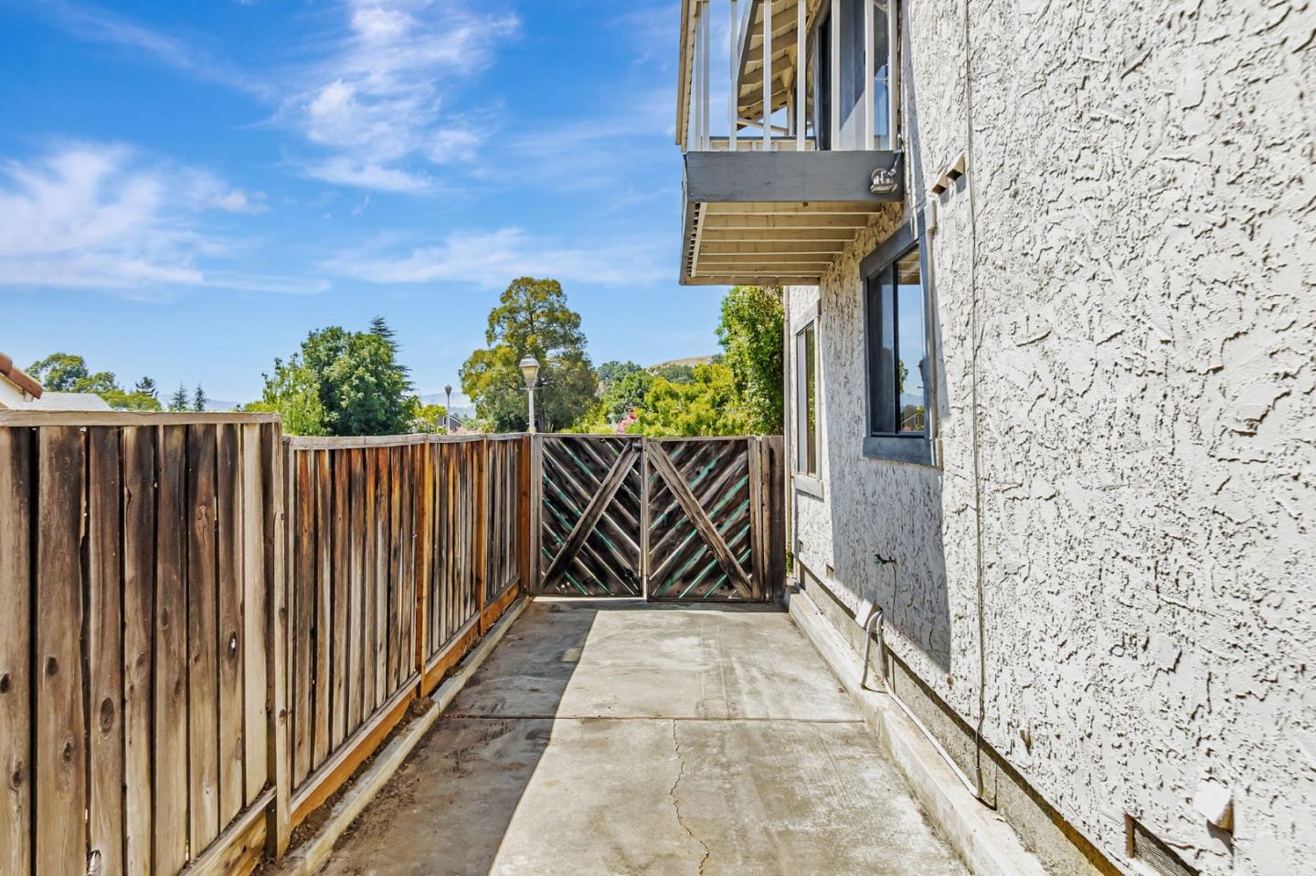 Detail Gallery Image 62 of 69 For 1440 Kring Way, Los Altos,  CA 94024 - 4 Beds | 3/1 Baths