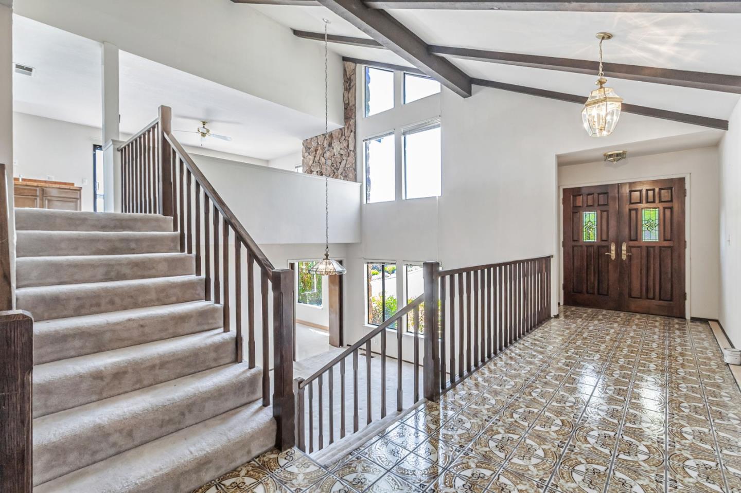 Detail Gallery Image 7 of 69 For 1440 Kring Way, Los Altos,  CA 94024 - 4 Beds | 3/1 Baths
