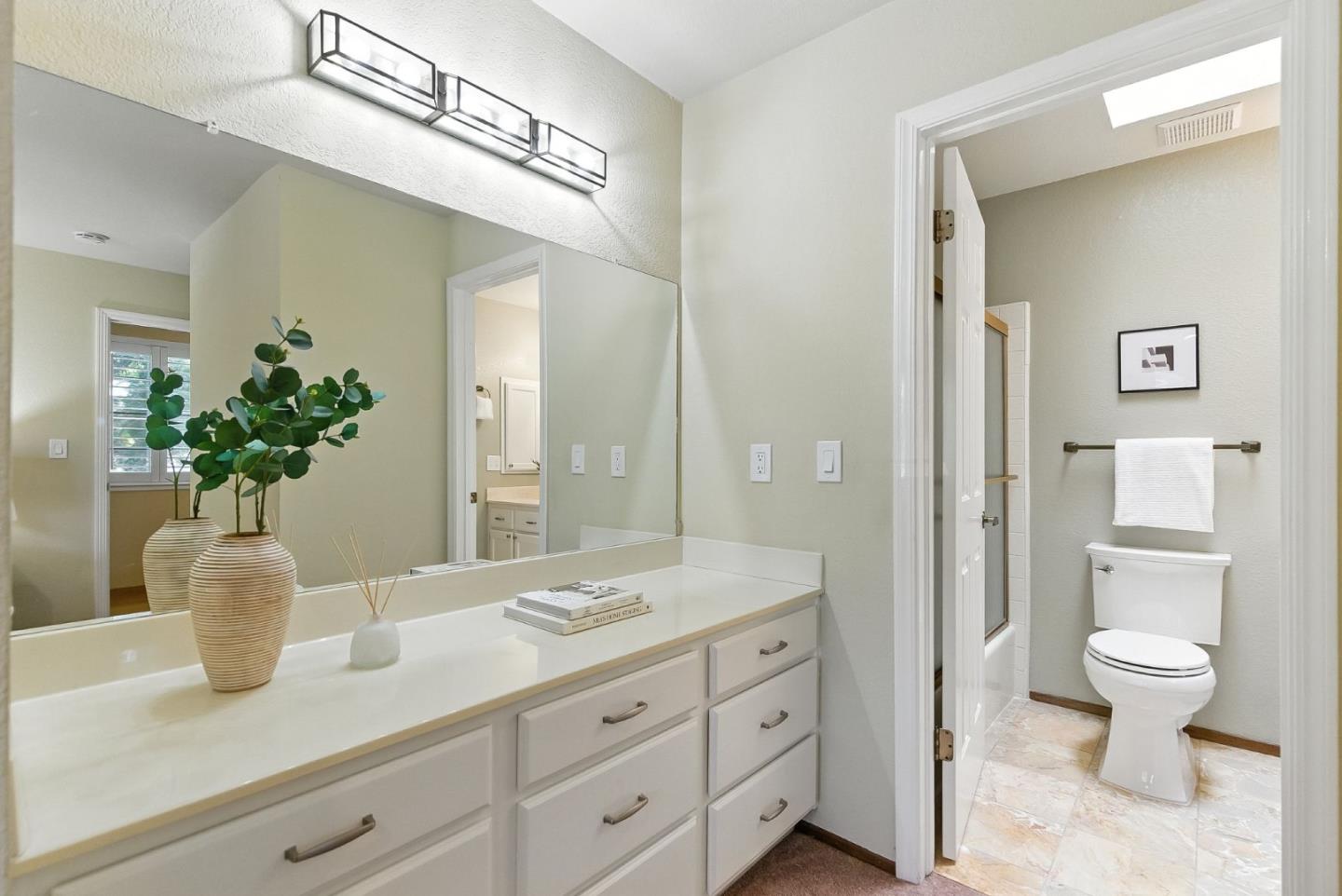 Detail Gallery Image 16 of 31 For 2245 Anna Dr, Santa Clara,  CA 95050 - 2 Beds | 1/1 Baths
