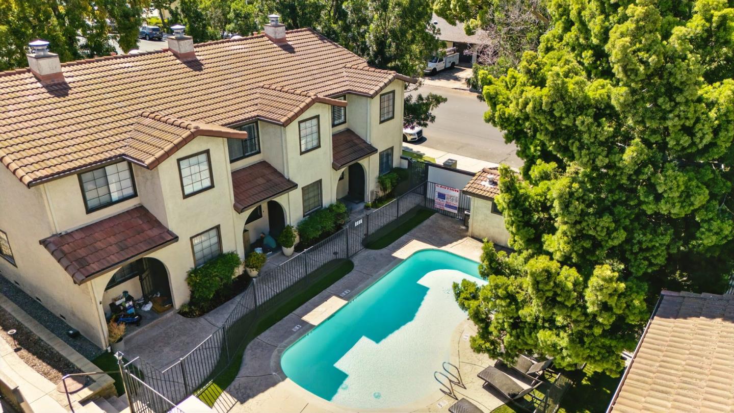 Detail Gallery Image 28 of 31 For 2245 Anna Dr, Santa Clara,  CA 95050 - 2 Beds | 1/1 Baths