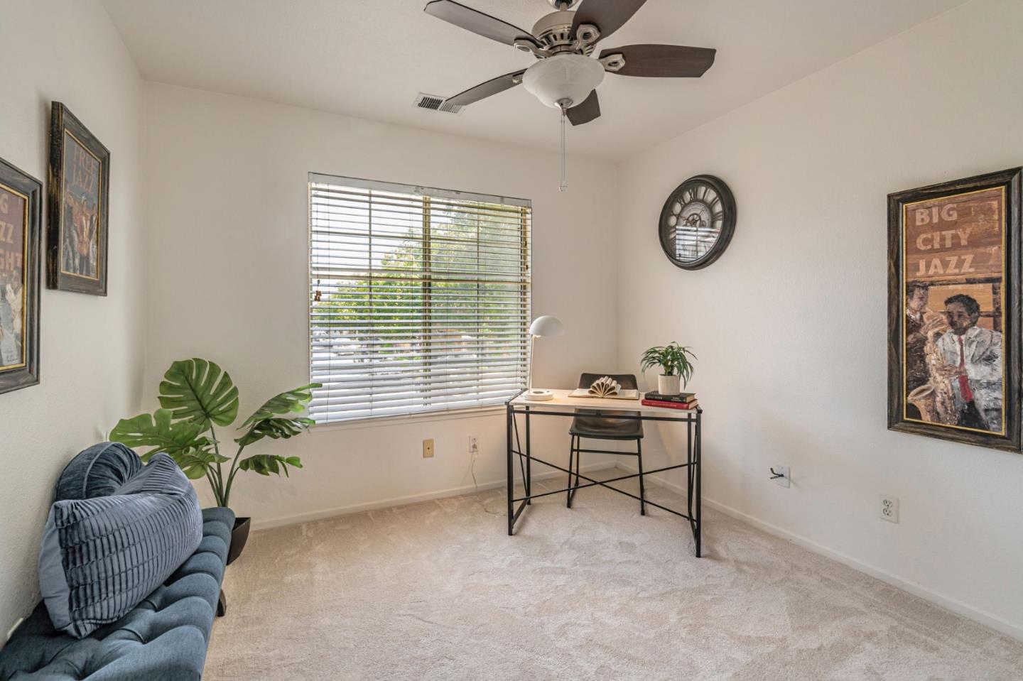 Detail Gallery Image 14 of 46 For 1517 Hermocilla Way, San Jose,  CA 95116 - 3 Beds | 2/1 Baths