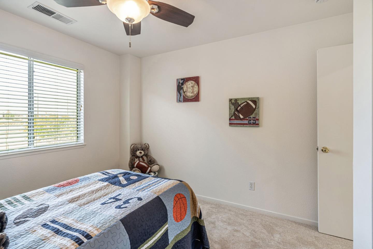Detail Gallery Image 21 of 46 For 1517 Hermocilla Way, San Jose,  CA 95116 - 3 Beds | 2/1 Baths