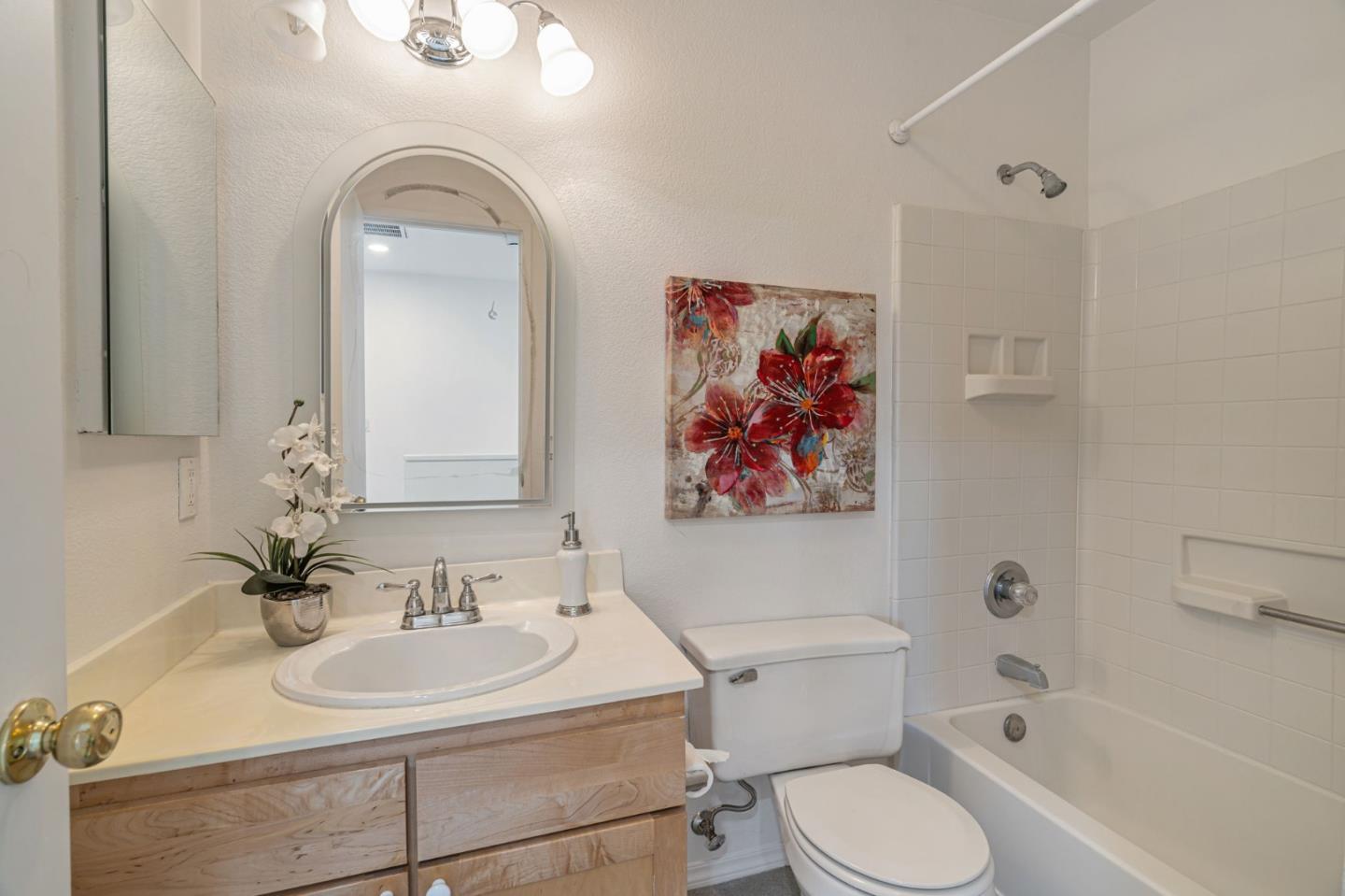 Detail Gallery Image 29 of 46 For 1517 Hermocilla Way, San Jose,  CA 95116 - 3 Beds | 2/1 Baths
