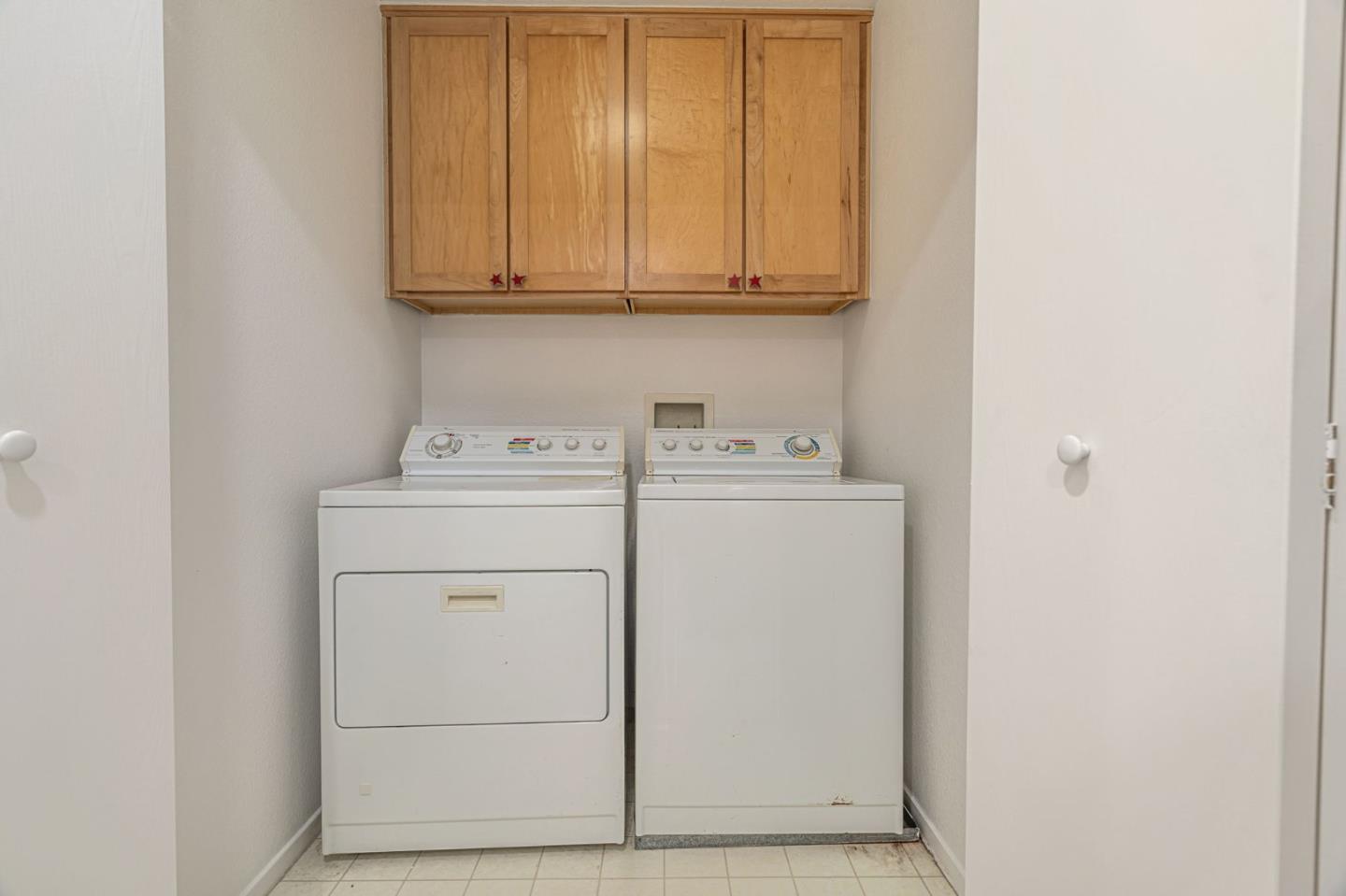 Detail Gallery Image 31 of 46 For 1517 Hermocilla Way, San Jose,  CA 95116 - 3 Beds | 2/1 Baths