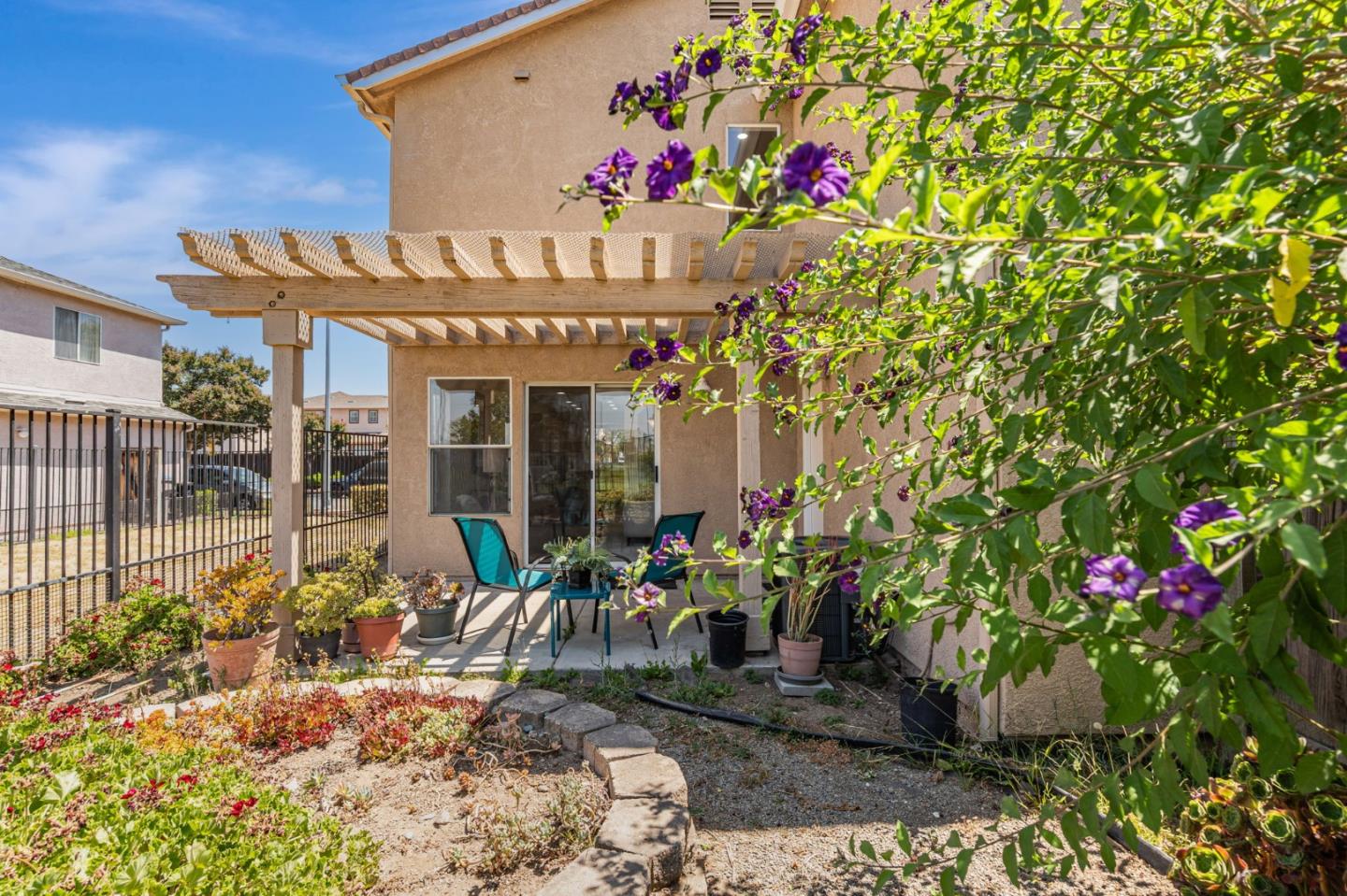 Detail Gallery Image 33 of 46 For 1517 Hermocilla Way, San Jose,  CA 95116 - 3 Beds | 2/1 Baths