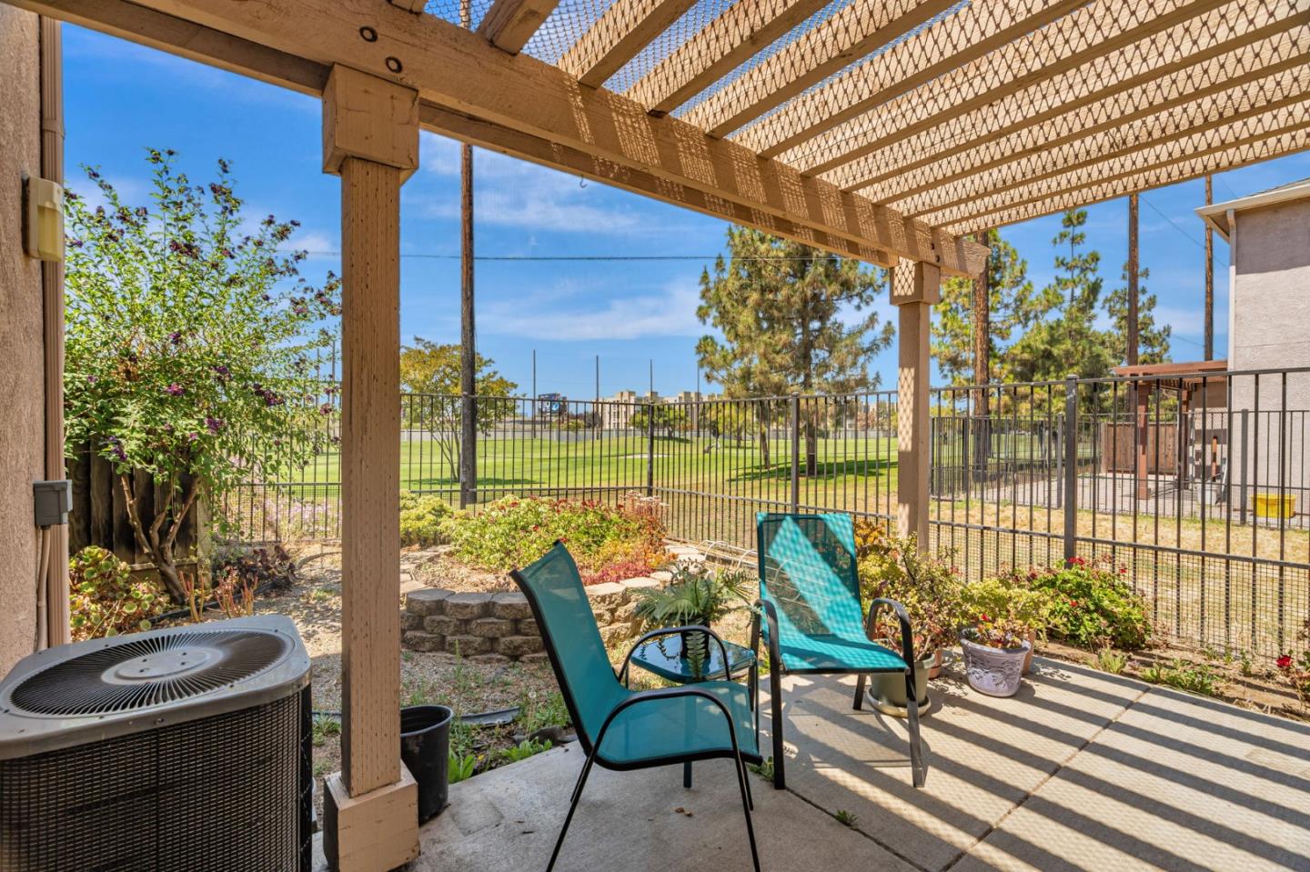 Detail Gallery Image 36 of 46 For 1517 Hermocilla Way, San Jose,  CA 95116 - 3 Beds | 2/1 Baths