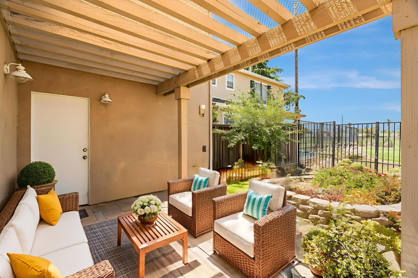 Detail Gallery Image 44 of 46 For 1517 Hermocilla Way, San Jose,  CA 95116 - 3 Beds | 2/1 Baths