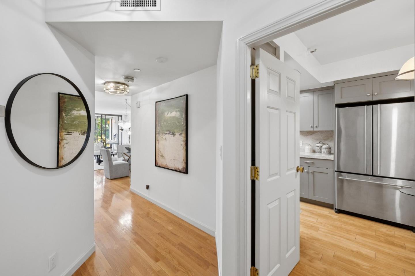 Detail Gallery Image 5 of 40 For 555 Laurel Ave #314,  San Mateo,  CA 94401 - 1 Beds | 2 Baths