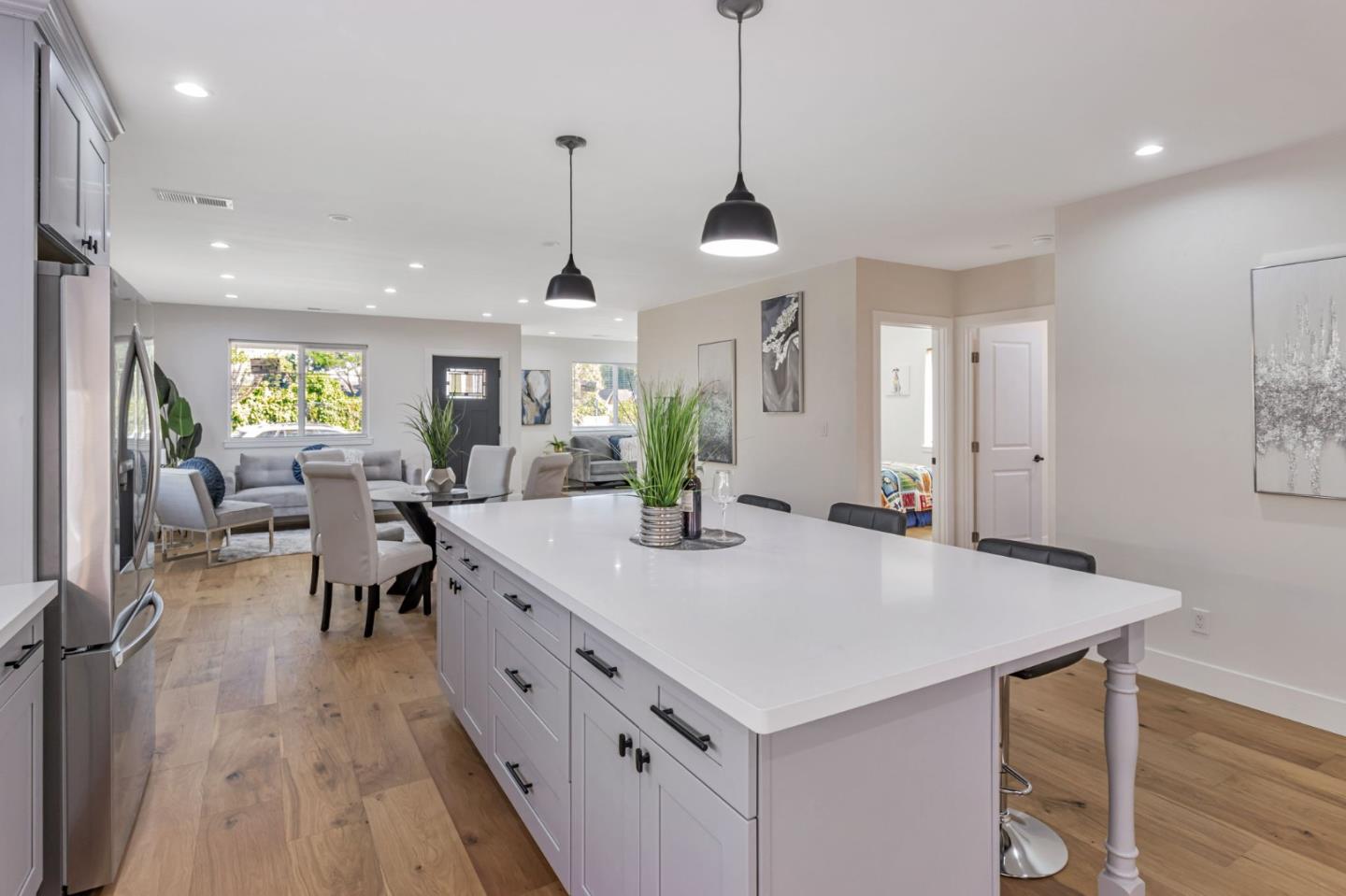 Detail Gallery Image 10 of 54 For 1372 Davis St, San Jose,  CA 95126 - 4 Beds | 2 Baths