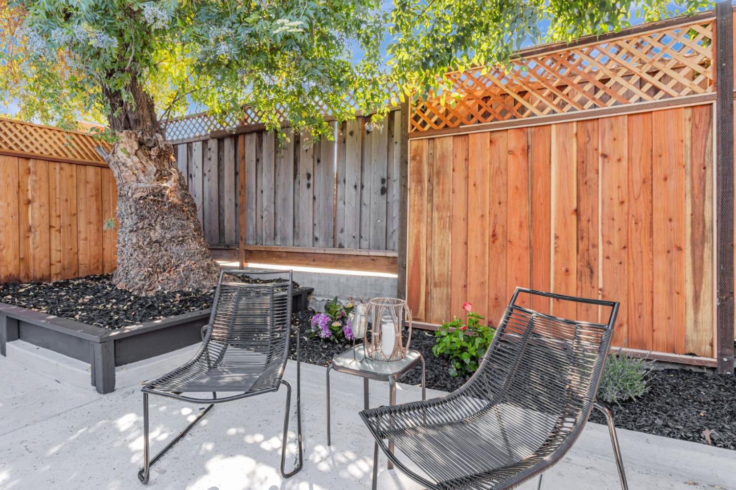 Detail Gallery Image 34 of 54 For 1372 Davis St, San Jose,  CA 95126 - 4 Beds | 2 Baths