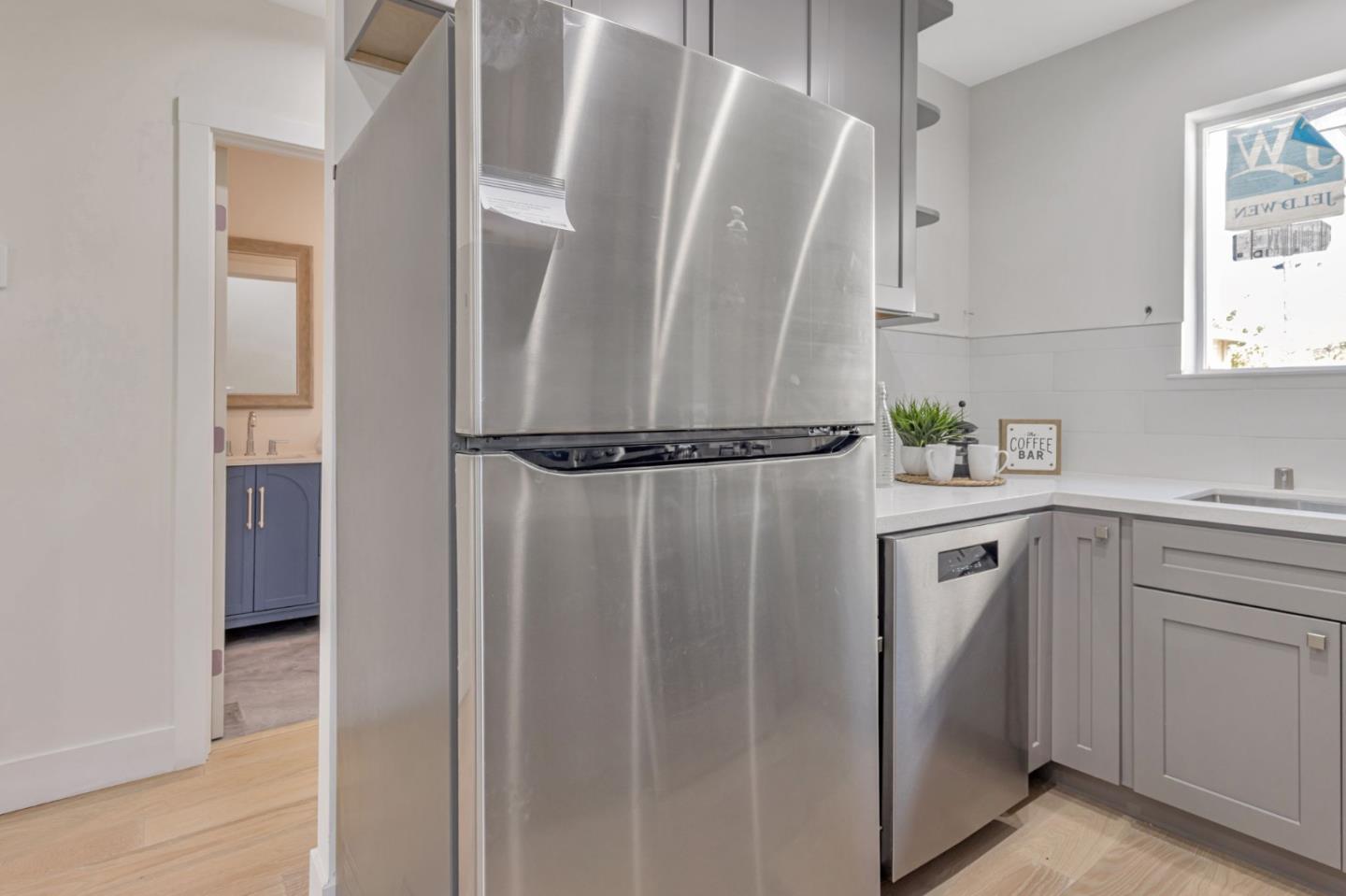 Detail Gallery Image 45 of 54 For 1372 Davis St, San Jose,  CA 95126 - 4 Beds | 2 Baths