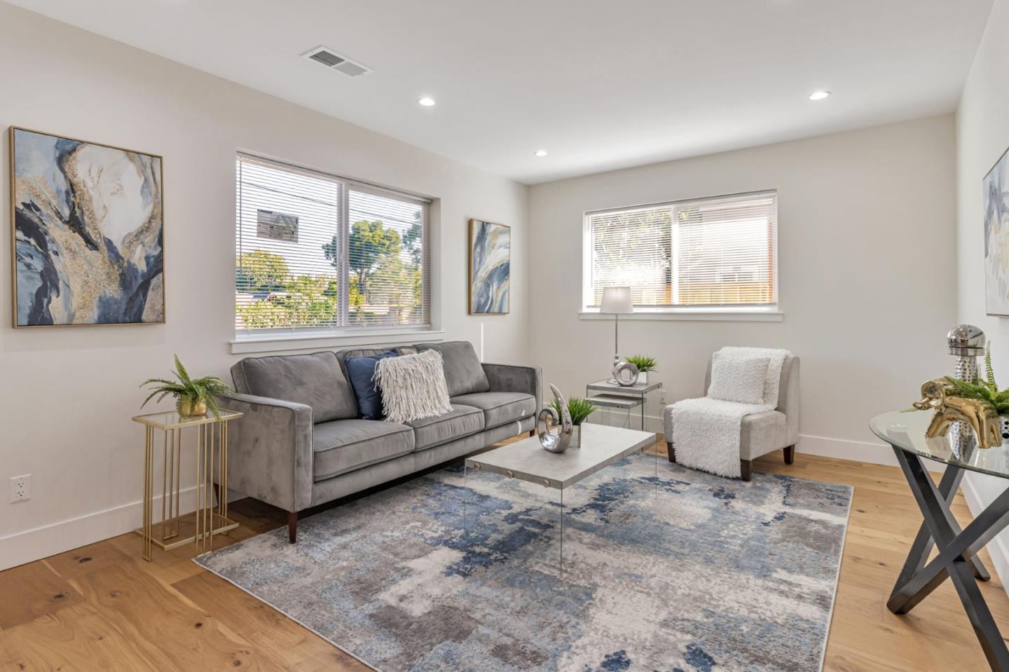 Detail Gallery Image 8 of 54 For 1372 Davis St, San Jose,  CA 95126 - 4 Beds | 2 Baths