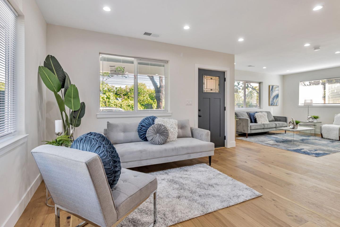 Detail Gallery Image 9 of 54 For 1372 Davis St, San Jose,  CA 95126 - 4 Beds | 2 Baths