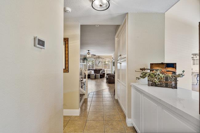 Detail Gallery Image 33 of 79 For 120 Tierra Del Sol, Hollister,  CA 95023 - 4 Beds | 3/1 Baths