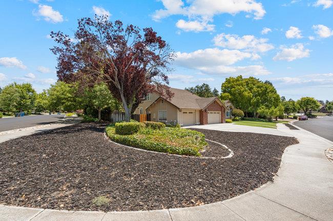Detail Gallery Image 4 of 79 For 120 Tierra Del Sol, Hollister,  CA 95023 - 4 Beds | 3/1 Baths
