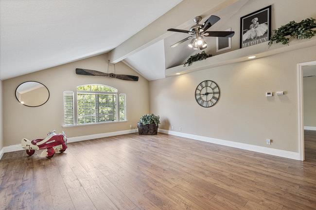 Detail Gallery Image 49 of 79 For 120 Tierra Del Sol, Hollister,  CA 95023 - 4 Beds | 3/1 Baths