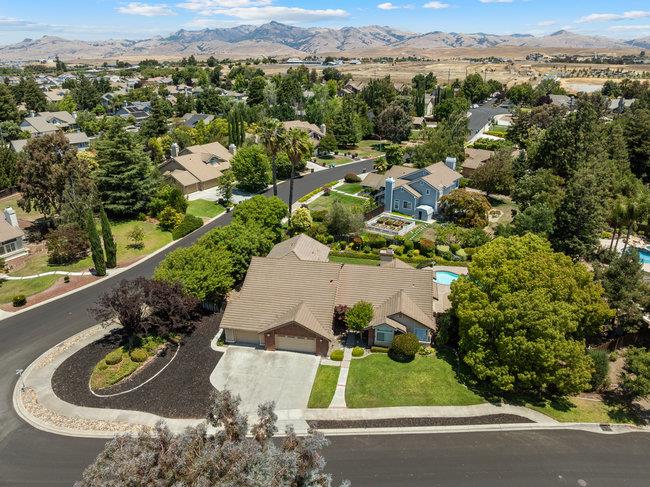 Detail Gallery Image 71 of 79 For 120 Tierra Del Sol, Hollister,  CA 95023 - 4 Beds | 3/1 Baths