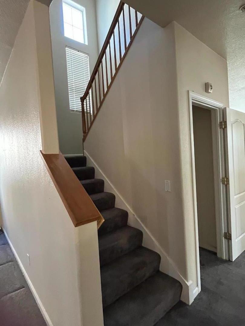 Detail Gallery Image 3 of 3 For 220 Alves Ln, Greenfield,  CA 93927 - 4 Beds | 2/1 Baths