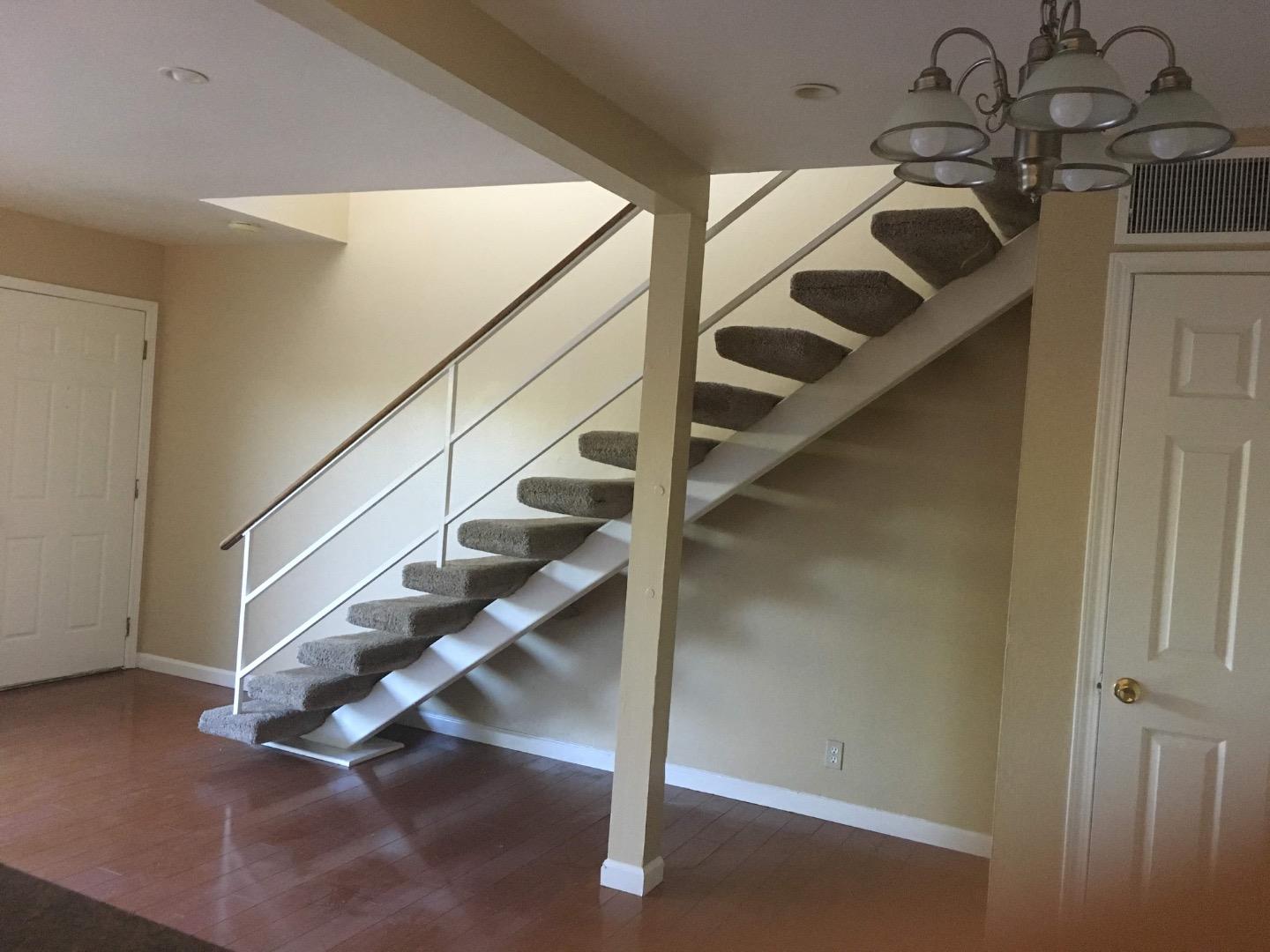 Detail Gallery Image 11 of 18 For 450 S Buena Vista Ave, San Jose,  CA 95126 - 3 Beds | 2 Baths