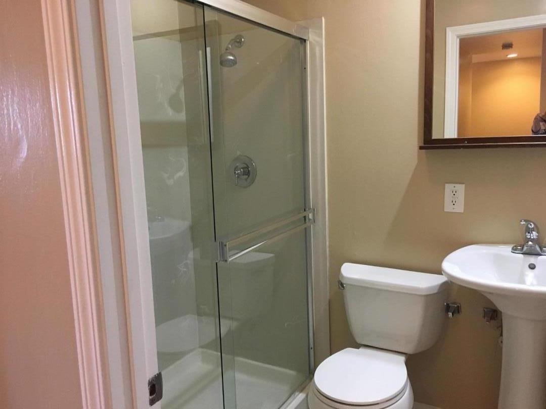 Detail Gallery Image 13 of 18 For 450 S Buena Vista Ave, San Jose,  CA 95126 - 3 Beds | 2 Baths
