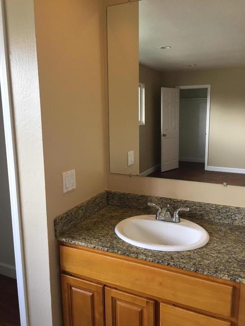 Detail Gallery Image 15 of 18 For 450 S Buena Vista Ave, San Jose,  CA 95126 - 3 Beds | 2 Baths