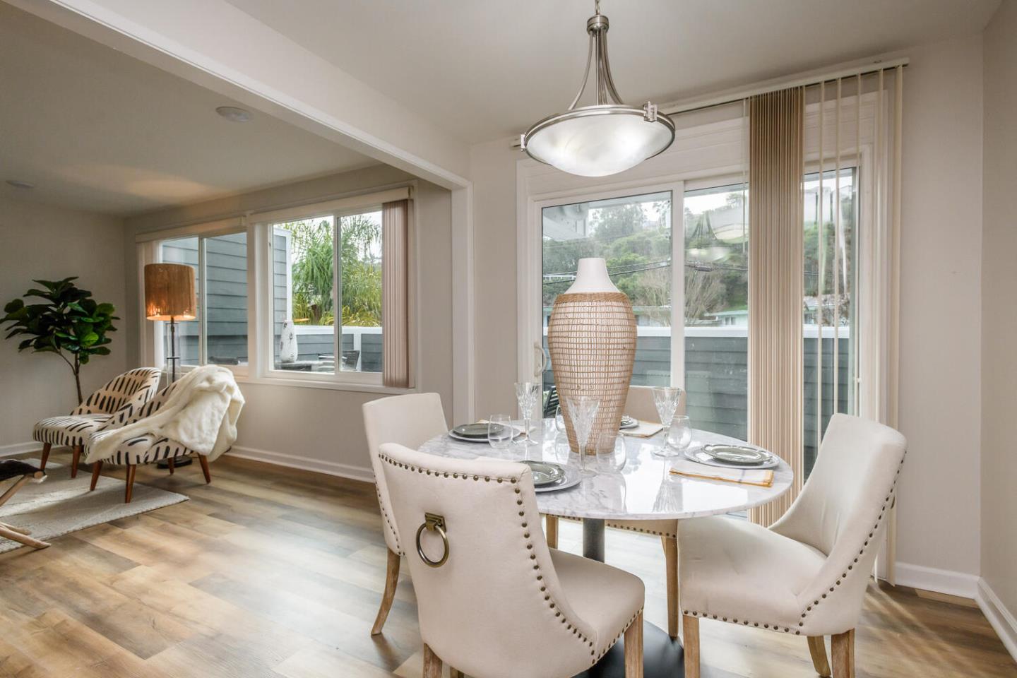 Detail Gallery Image 5 of 22 For 2302 Carlmont Dr, Belmont,  CA 94002 - – Beds | – Baths