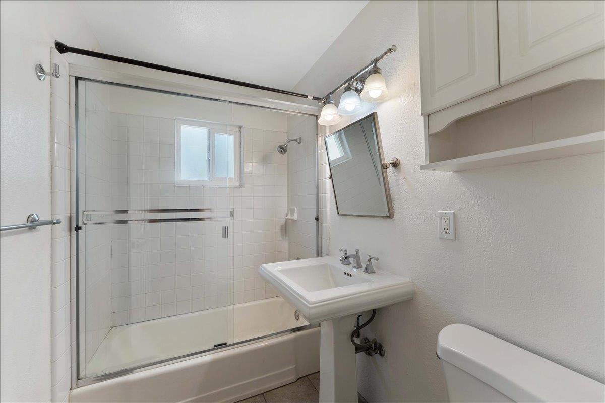 Detail Gallery Image 11 of 15 For 1159 Topaz Ave, San Jose,  CA 95117 - 3 Beds | 2 Baths