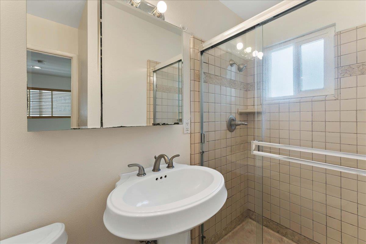 Detail Gallery Image 14 of 15 For 1159 Topaz Ave, San Jose,  CA 95117 - 3 Beds | 2 Baths