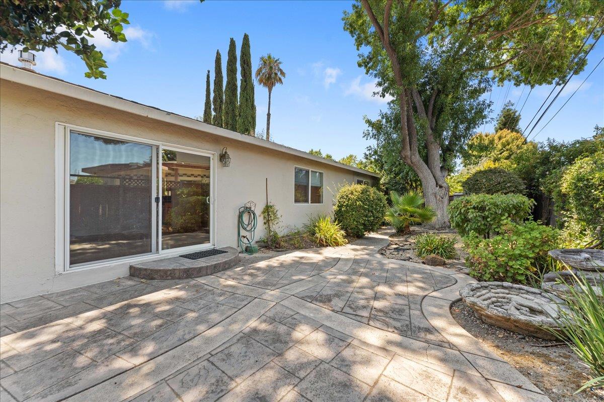 Detail Gallery Image 15 of 15 For 1159 Topaz Ave, San Jose,  CA 95117 - 3 Beds | 2 Baths