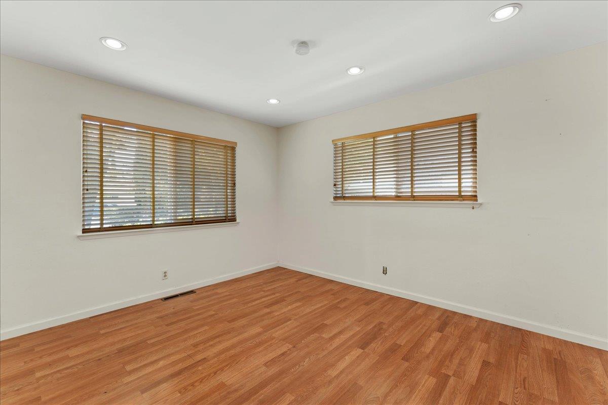 Detail Gallery Image 7 of 15 For 1159 Topaz Ave, San Jose,  CA 95117 - 3 Beds | 2 Baths