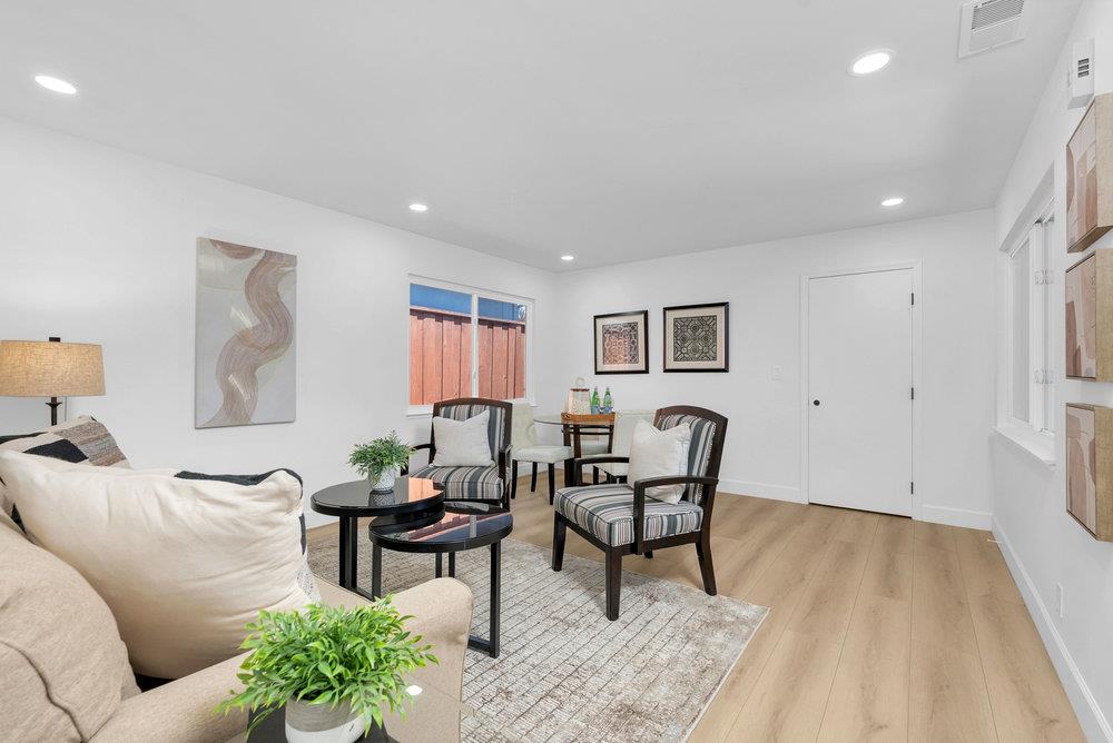 Detail Gallery Image 11 of 49 For 3431 Fleetwood Dr, San Bruno,  CA 94066 - 3 Beds | 2 Baths