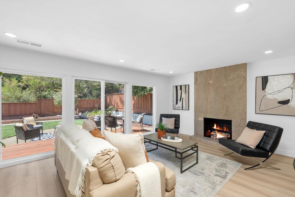Detail Gallery Image 2 of 49 For 3431 Fleetwood Dr, San Bruno,  CA 94066 - 3 Beds | 2 Baths