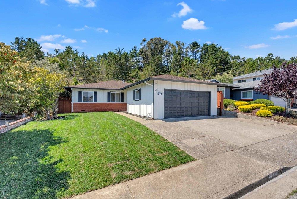 Detail Gallery Image 34 of 49 For 3431 Fleetwood Dr, San Bruno,  CA 94066 - 3 Beds | 2 Baths