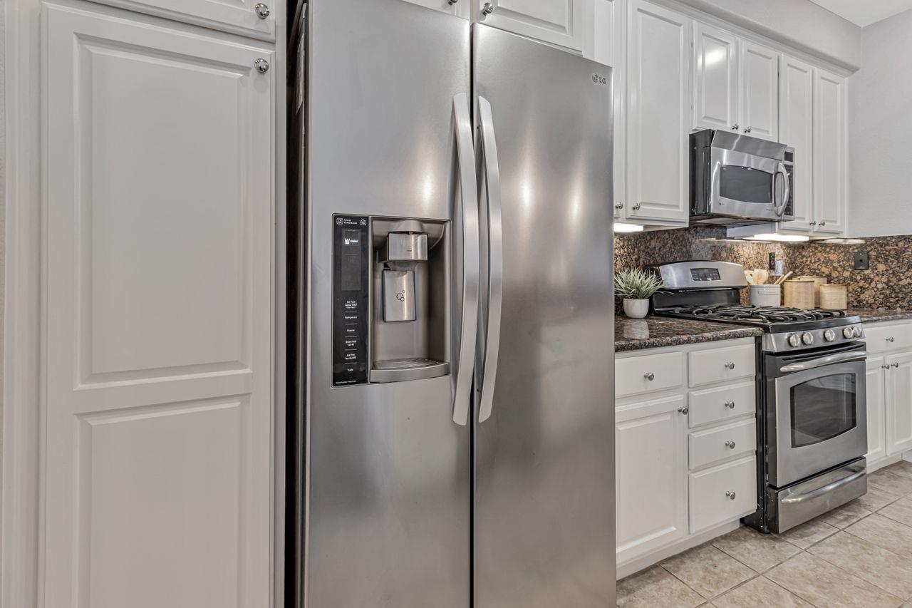 Detail Gallery Image 10 of 31 For 907 Rancho Pl, San Jose,  CA 95126 - 2 Beds | 2/1 Baths
