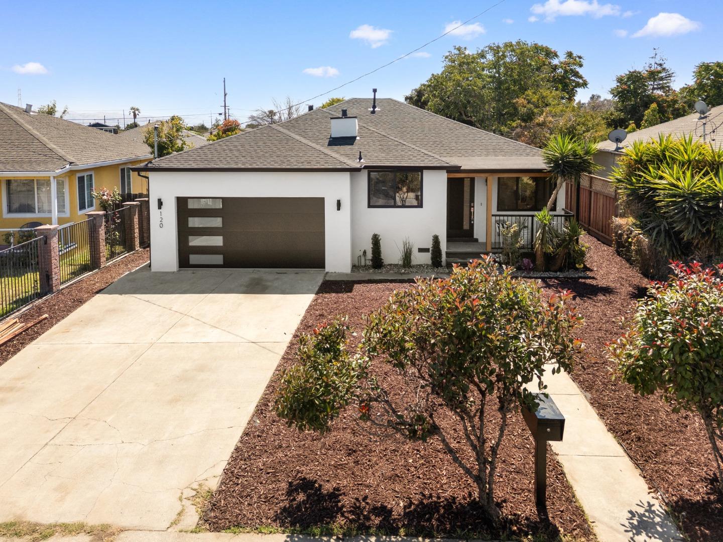 Detail Gallery Image 2 of 50 For 120 Abelia Way, East Palo Alto,  CA 94303 - 3 Beds | 2 Baths