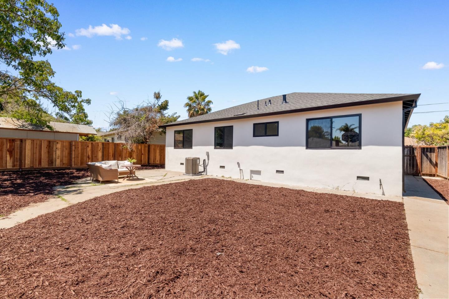 Detail Gallery Image 41 of 50 For 120 Abelia Way, East Palo Alto,  CA 94303 - 3 Beds | 2 Baths