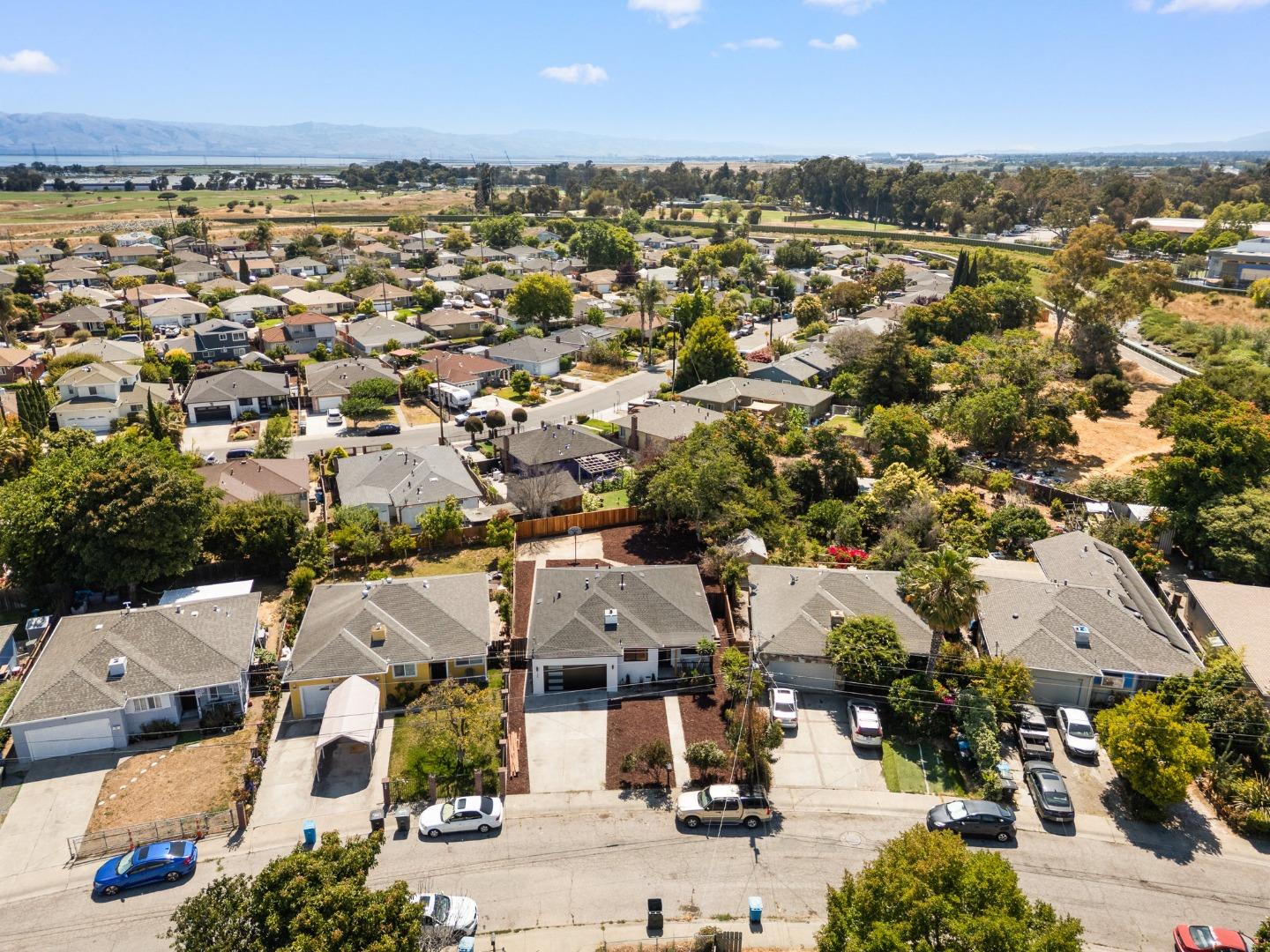 Detail Gallery Image 44 of 50 For 120 Abelia Way, East Palo Alto,  CA 94303 - 3 Beds | 2 Baths