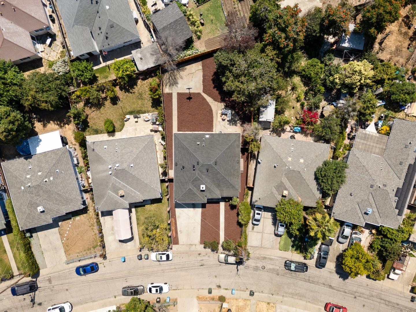 Detail Gallery Image 45 of 50 For 120 Abelia Way, East Palo Alto,  CA 94303 - 3 Beds | 2 Baths