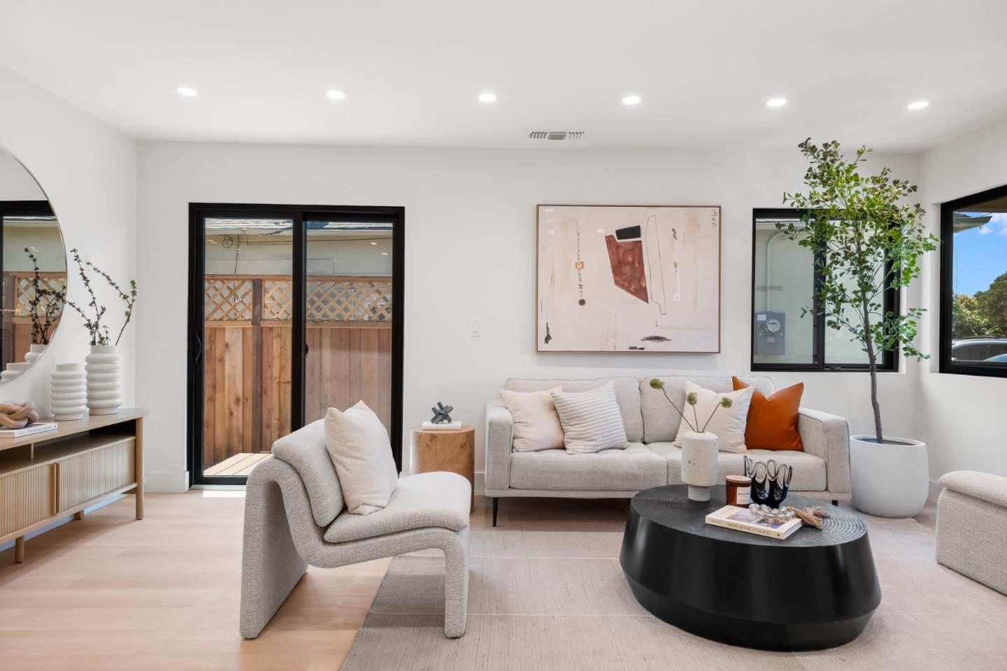 Detail Gallery Image 9 of 50 For 120 Abelia Way, East Palo Alto,  CA 94303 - 3 Beds | 2 Baths
