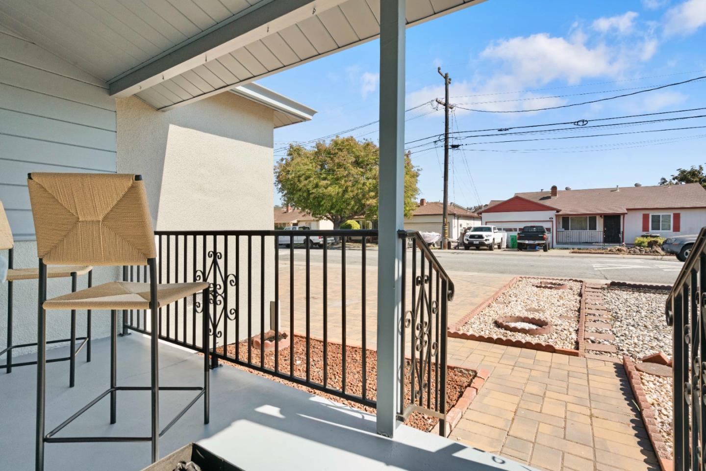 Detail Gallery Image 6 of 57 For 455 Lloyd Ave, San Leandro,  CA 94578 - 3 Beds | 2 Baths