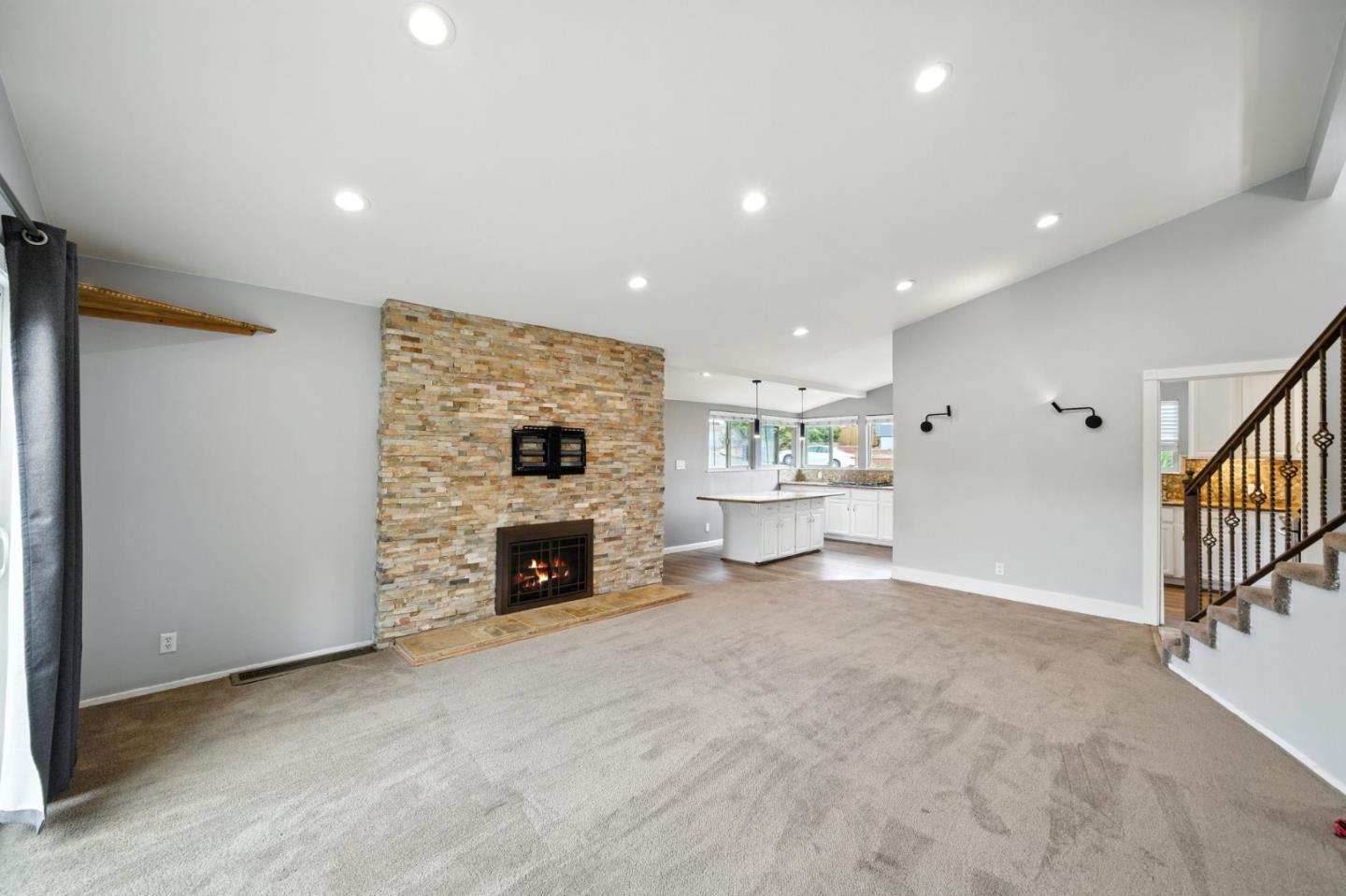 Detail Gallery Image 12 of 37 For 2602 Jacobs St, Hayward,  CA 94541 - 3 Beds | 2/1 Baths