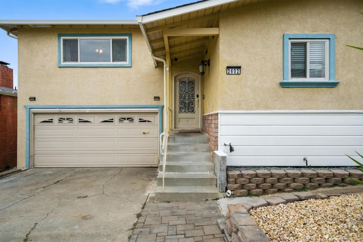 Detail Gallery Image 3 of 37 For 2602 Jacobs St, Hayward,  CA 94541 - 3 Beds | 2/1 Baths